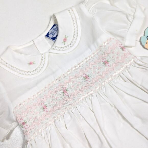 Vtg Carriage Boutiques Dress Girls Sz 18m Smocked White Dainty Spring Heirloom - Picture 2 of 8